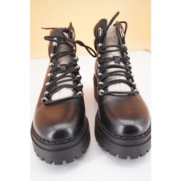 Marc Fisher Nairy Black Leather Shearling ankle boot size 7.5 biker Lugg wool - Picture 9 of 11